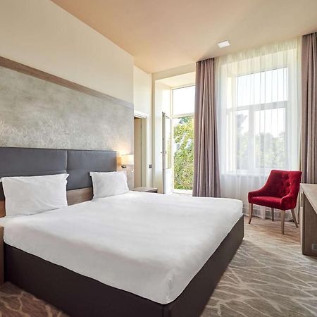 Radisson Hotel City Centre Odessa Exteriör bild